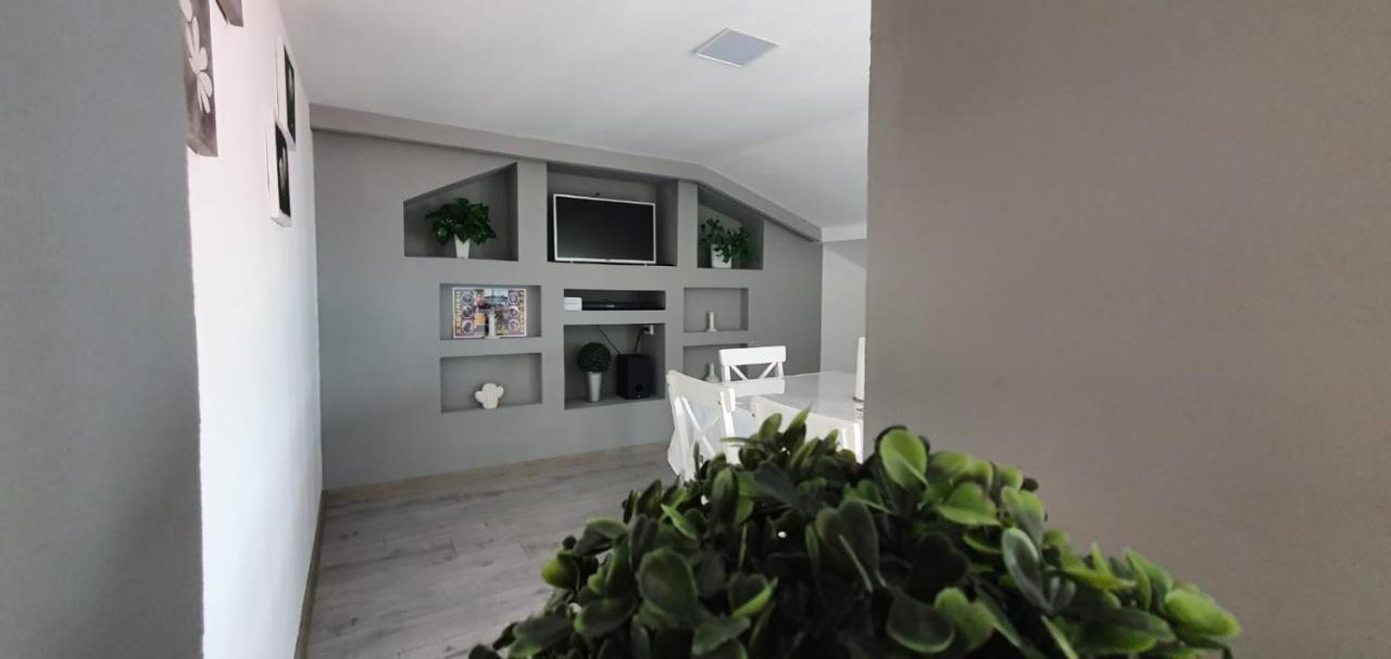 Apartament La Sika Orşova Dış mekan fotoğraf
